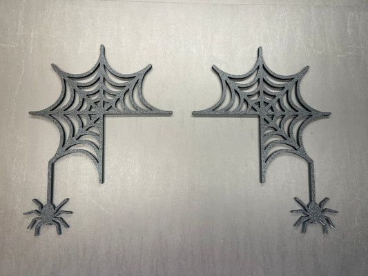Door Corner: Spider & Web